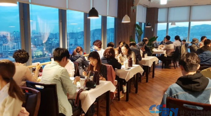 용인시 지난 19일부터 21일까지 야간관광인 달빛마실을 운영, 시민들로부터 큰 호응을 받았다