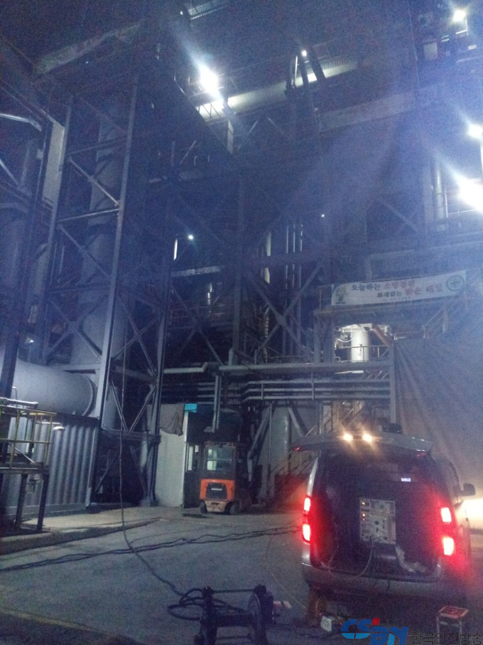 오산시는 지난 25일 새벽 누읍동 악취관리지역의 악취발생 사업장 3개소를 불시에 점검했다.<사진=오산시 제공>